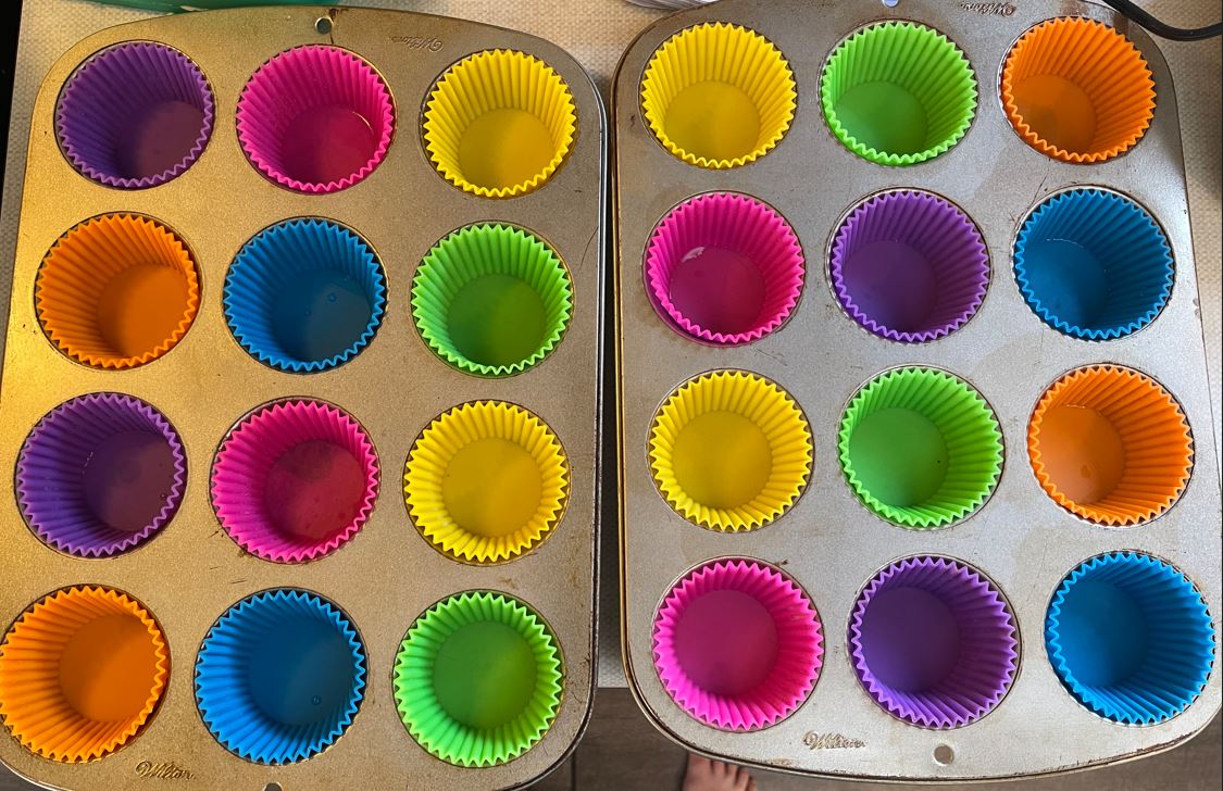 Amazon Basics Silicone Muffin Cups